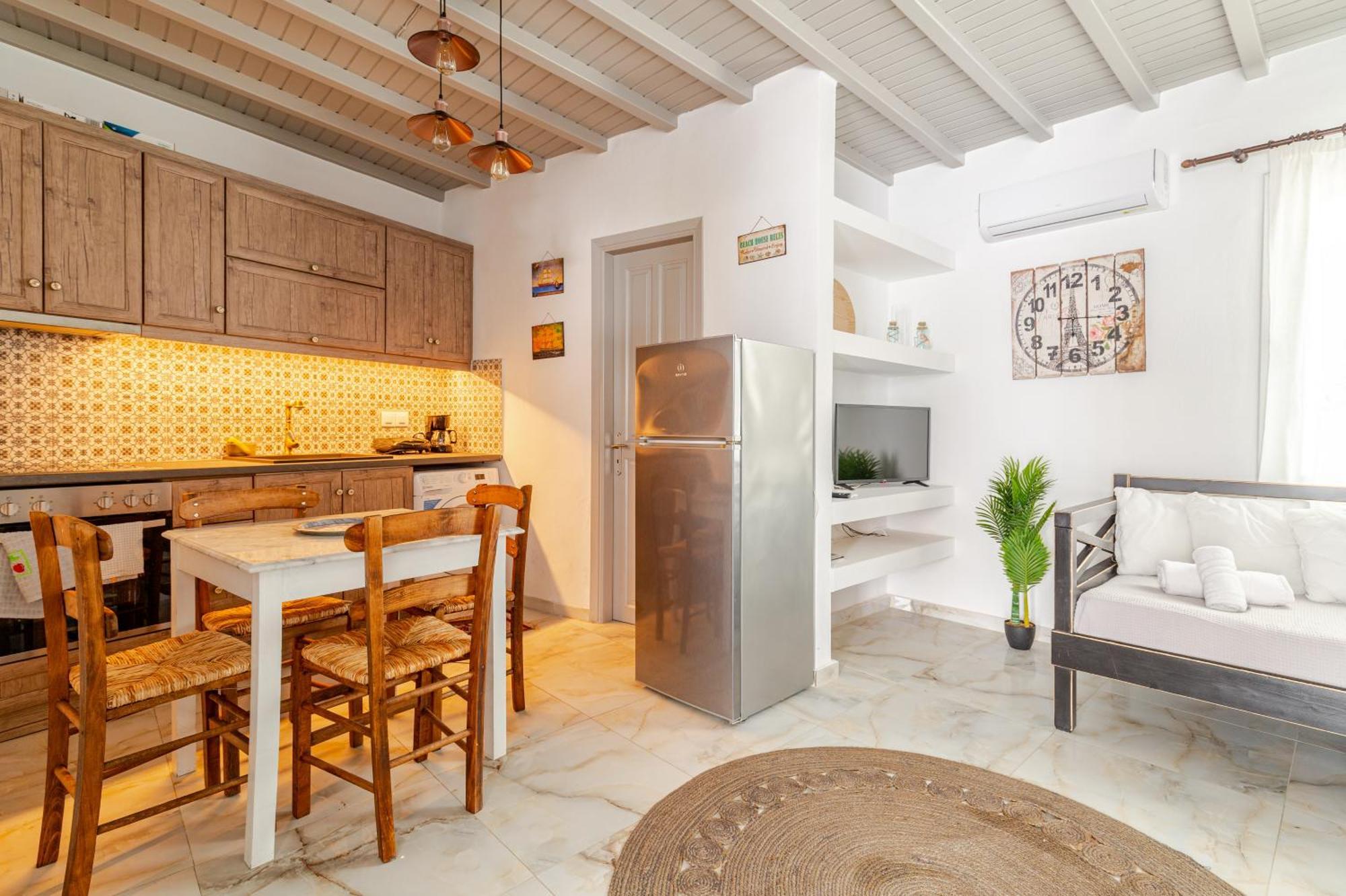 Elenitas Beach House In Ornos Buitenkant foto