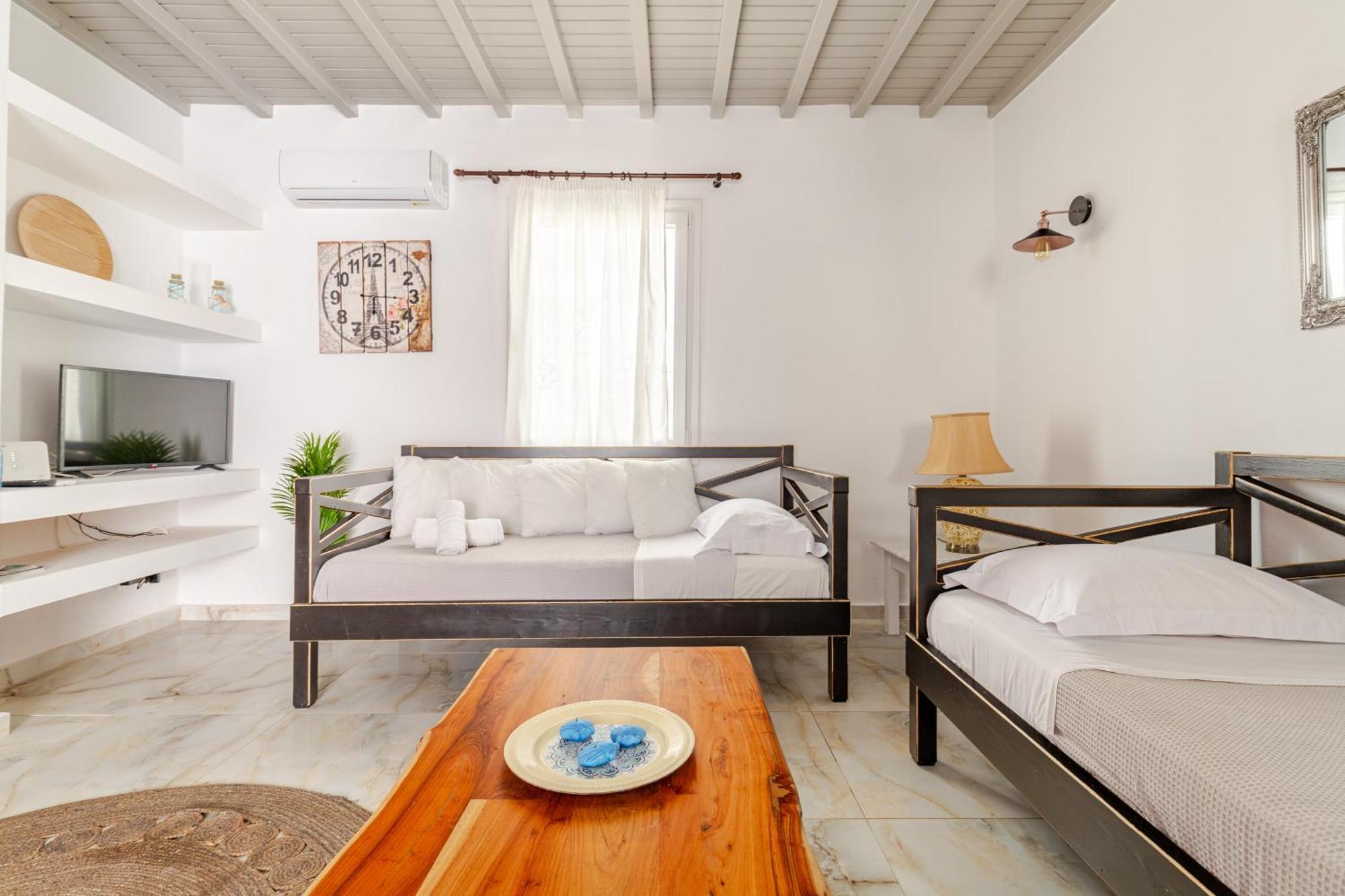 Elenitas Beach House In Ornos Buitenkant foto